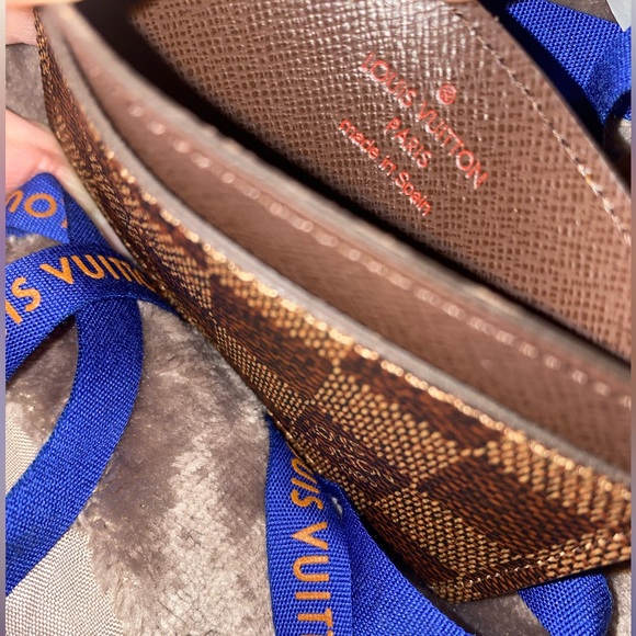 ‼️ SOLD ‼️ Louis Vuitton 🤎 DAMIER EBENE Card Holder 💳 - Picture 2 of 8